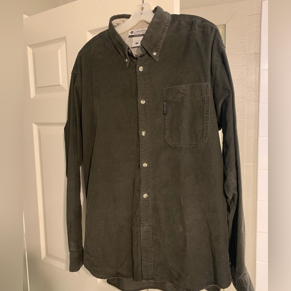 Columbia mens button down